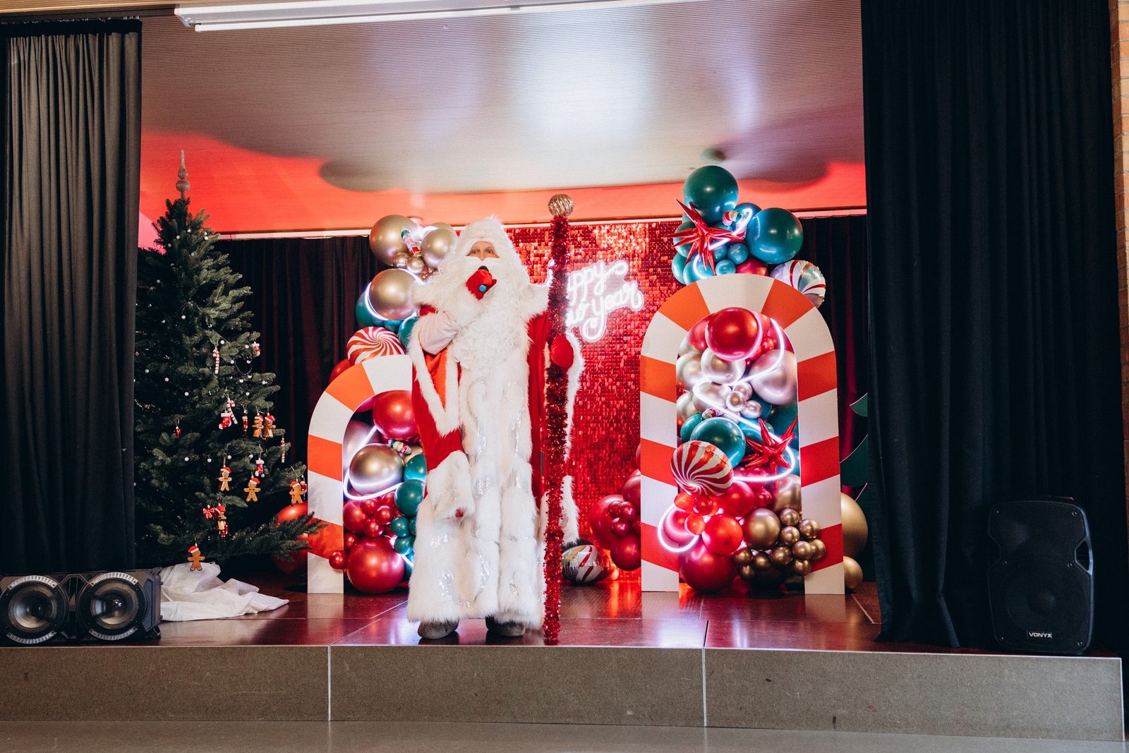 Weihnachtsfeier in der Firma – ein Programm für die Kinder der Mitarbeitenden