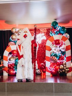 Ded Moroz & Snegurochka